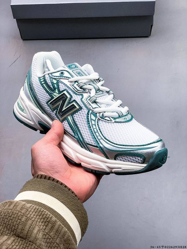 New Balance Nb740 英产 轻便复古休闲运动跑步鞋 全鞋身以网格布作为基地，在细节部分以皮革作为辅助添加，流线感很强。外形和New Balace