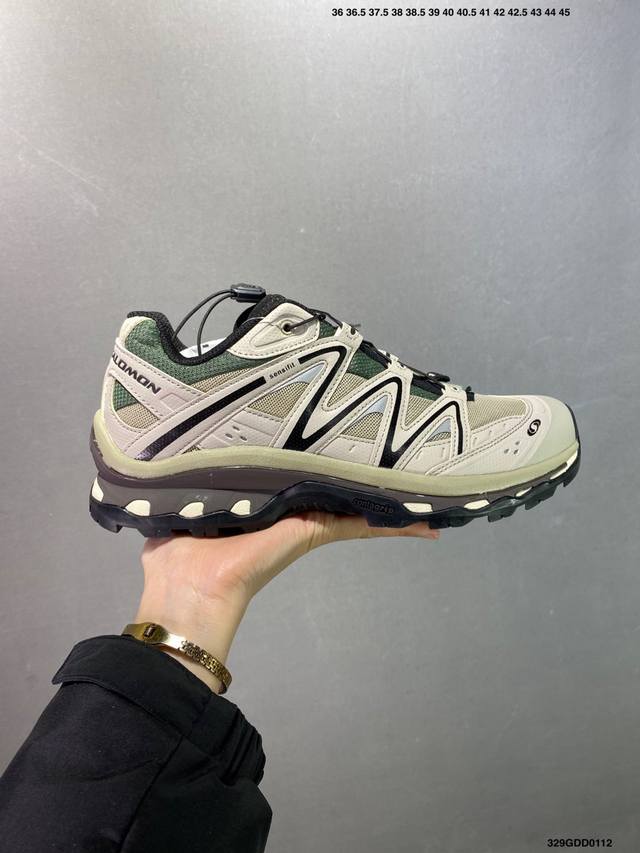 公司级Salomon Xa Pro Xt-6 Ft萨洛蒙户外越野跑鞋 鞋面采用Sensifit贴合技术 全方位贴合包裹脚型 鞋跟部鞋底牵引设计 提供强大的抓地性