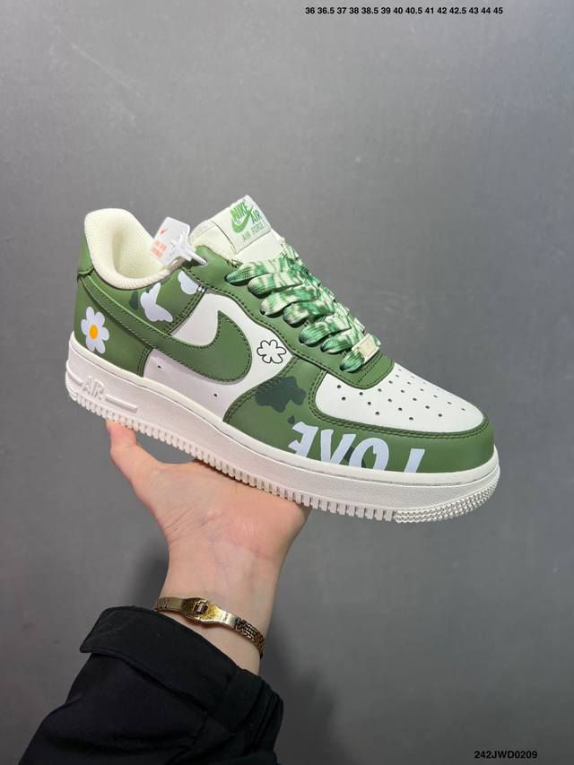 公司级 Nike Air Force 1 Low’07 空军一号低帮休闲板鞋 定制皮料 原楦原纸板 纯正空军版型 内置全掌气垫 货号：男 Cw2288-114