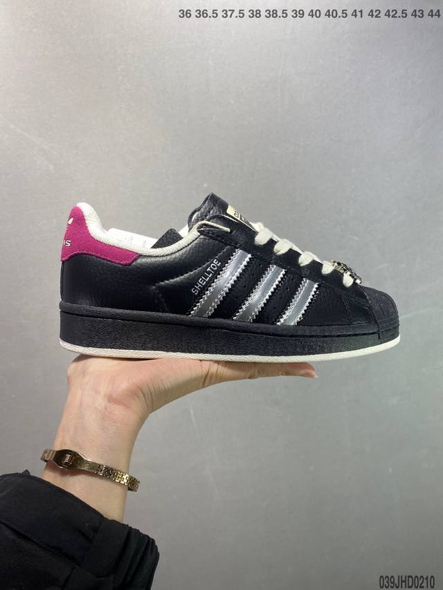 公司级阿迪达斯Adidas Superstar Xlg 贝壳头厚底增高百搭休闲运动板鞋 原楦原纸版数据开发 采用头层皮革材质打造 头层黑红金标厚底 正确鞋垫 正