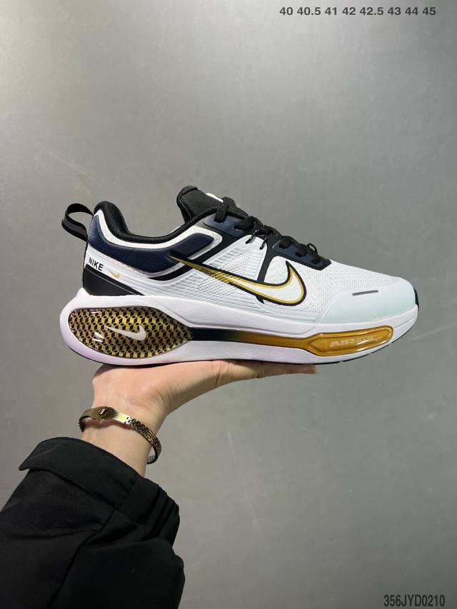 公司级Nike 飞马新鞋 触感柔软，质感升级！随着“耐克 蓝图 系列”在巴黎的盛大发布，全新一代 登月Nike Pegasus V2也正式登场啦！Nike Pe