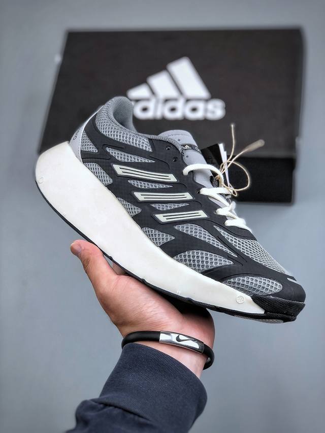 开春特价 Adidas Adizero Aruku 柔软舒适防滑耐磨 低帮跑步鞋 男女同款 白蓝 货号：Jq7391 尺码：36-45 半