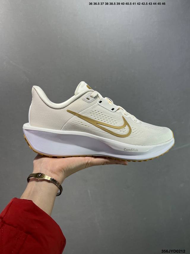 公司级Nike Quest 6极速6代 网面透气 时尚休闲跑步鞋 简约高科技设计采用多层材料，为双足带来凉爽感受和稳固体验时尚鞋面搭配中足包覆设计，提供稳固贴合