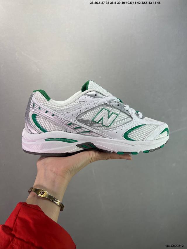 公司级Wr 400 New Balance Nb Fuelcell Supercomp Nb跑步鞋 Fuelcell Supercomp Trainer采用Fu