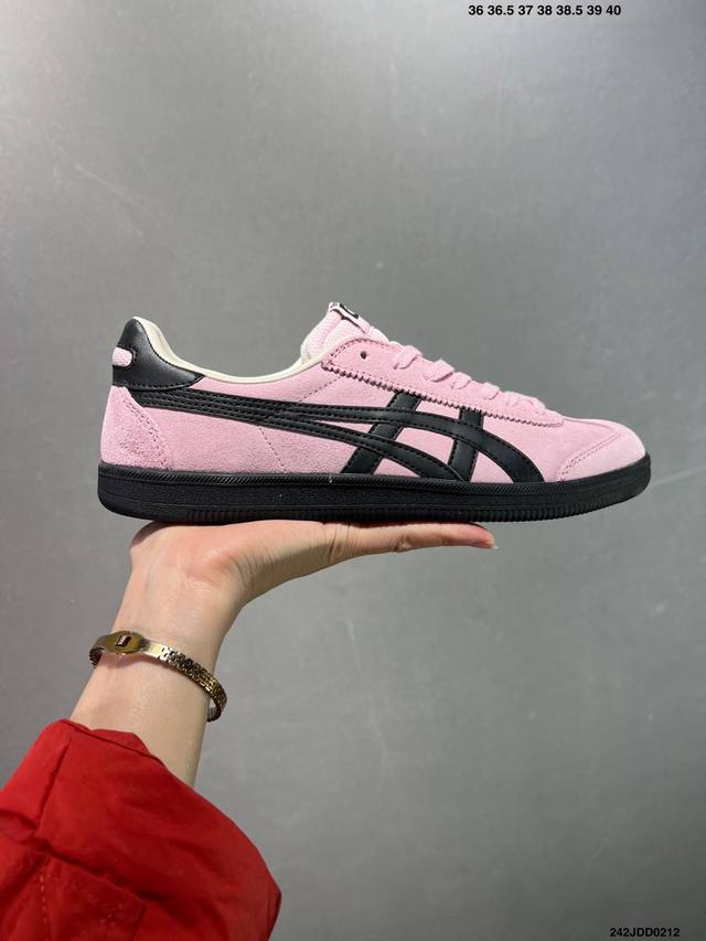 亚瑟士 Onitsuka Tiger Tokuten 复古低帮休闲跑鞋 炎夏必备 Tokuten的灵感来源于80年代的室内用鞋 T-Toe前足补强设计 室内鞋的