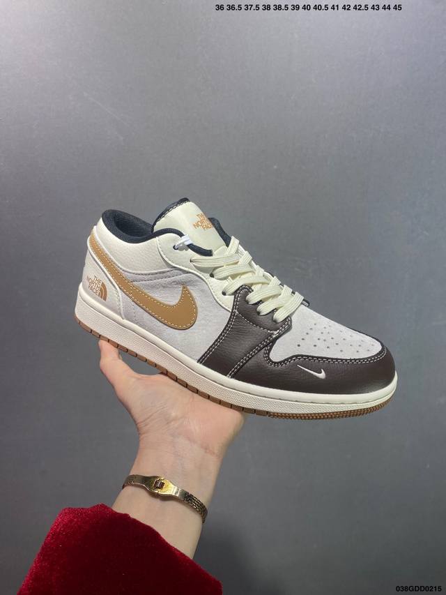 核心私 公司级Air Jordan Aj1 Low 低帮系列定制配色Wg8850-012 原厂内置气垫魔块 A模大底 头层小牛皮 鞋舌Aj原厂专用牛津布+Aj专