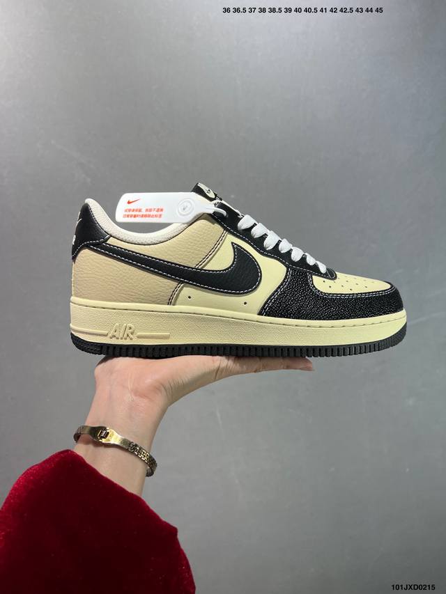 公司级 Nike Air Force 1 Low’07 空军一号低帮休闲板鞋 定制皮料 原楦原纸板 纯正空军版型 内置全掌气垫 货号：男 Cw2288-114