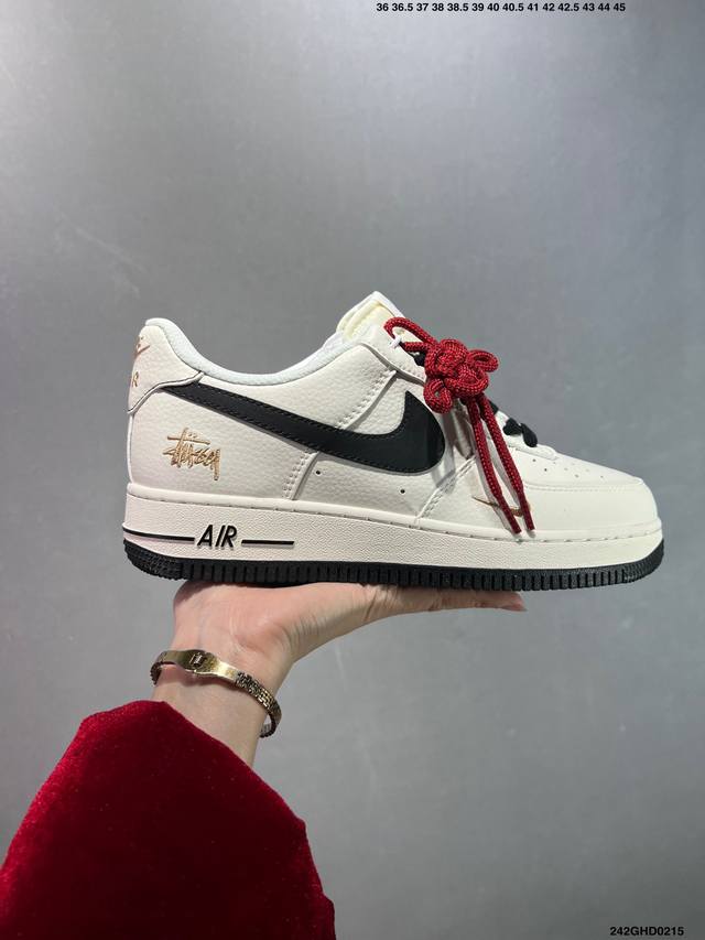 核心私 公司级Nike Air Force 1 ‘07 Low “斯图西联名 黑灰双色底”空军一号 低帮 运动鞋 休闲鞋 折边针车 工艺难度大 原楦头原纸板 原 - 点击图像关闭