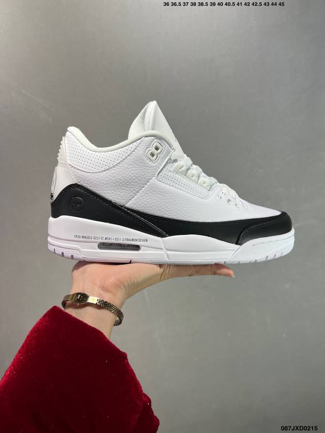 公司级Air Jordan 3 Retro Aj3 乔3 复古休闲运动文化篮球鞋。 首次使用经典传神Jump Man Logo 并创新使用后掌可视气垫。清爽有余