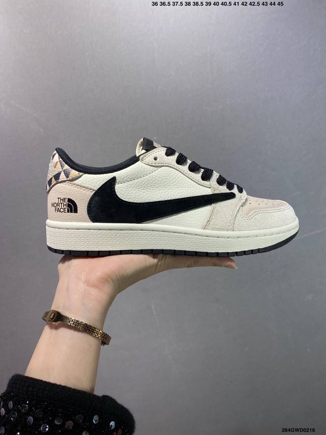 公司级Fragment X Travis Scott X Supreme Air Jordan 1 Low 三方联名倒钩 性价比原盒出货 全新的三方联名低帮倒钩