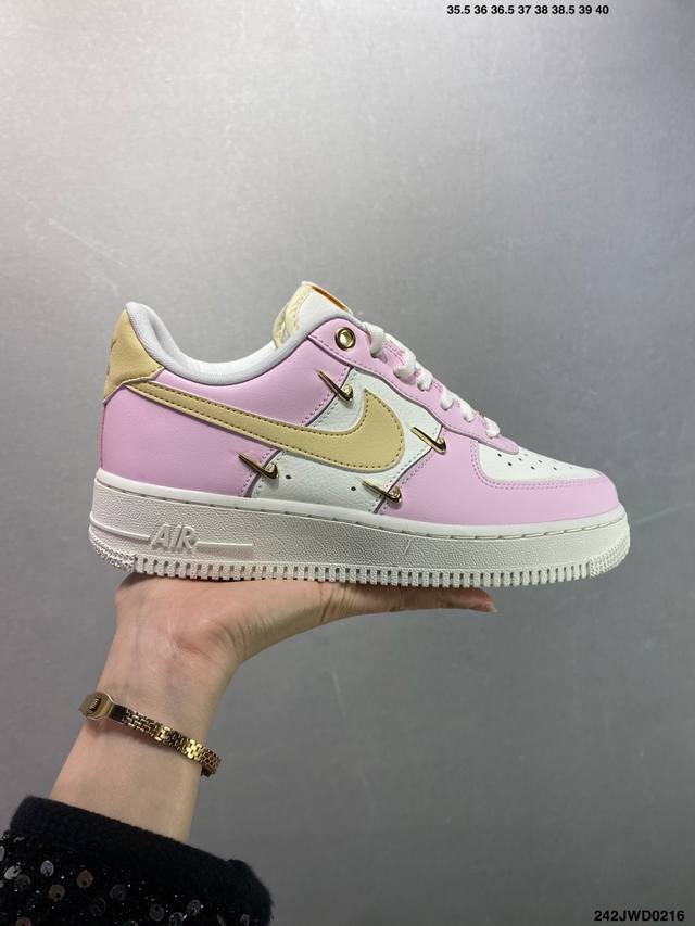 公司级Nike Air Force 1 Low 白粉迷你勾 原楦头原纸板 打造纯正空军版型 专注外贸渠道 全掌内置蜂窝气垫 原盒配件 原厂中底钢印、拉帮完美 官