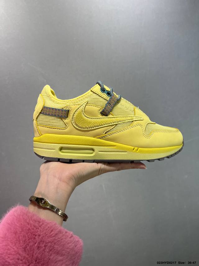 公司级Travis Scott X Nk Air Max 1 “Cactus Jack” Ts联名 小麦色 Do9392-700 鞋款采用棕色及乳白色打造鞋面