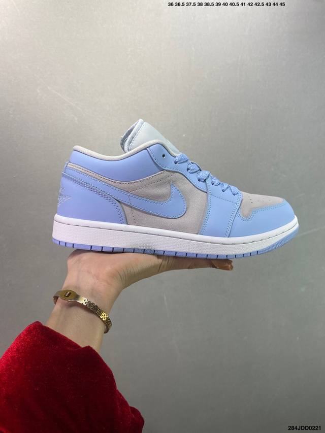 特价Air Jordan 1 Low Wmns ”Jade Smoke“ 低帮 Aj1 乔丹1代 Aj1 乔1 低邦 黑绿 男女同款 乔丹篮球鞋系列 整体以黑色