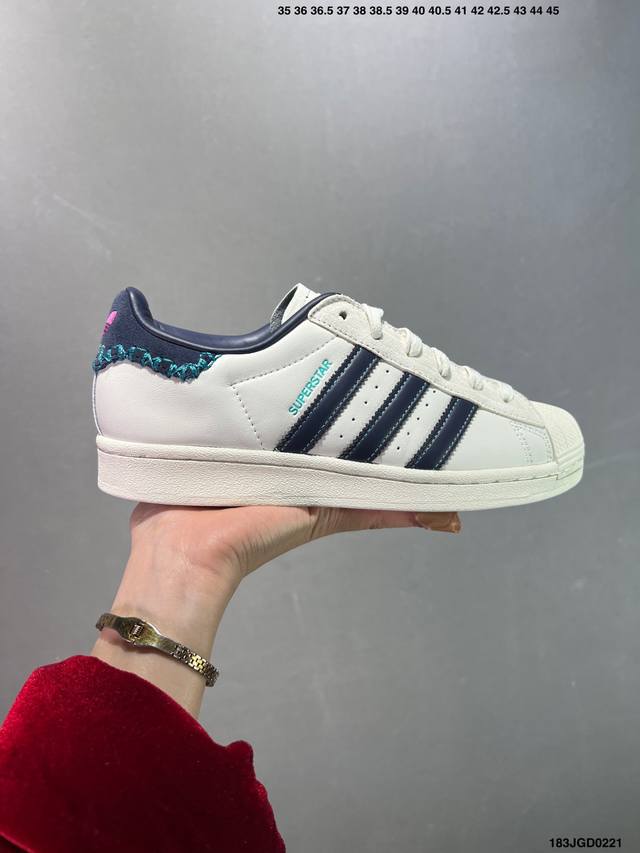 Ad 三叶草 Originals Superstar Pride Rm龙年限定 贝壳头系列低帮经典百搭休闲运动板鞋 货号：Id1139 号码：35-45 Id：