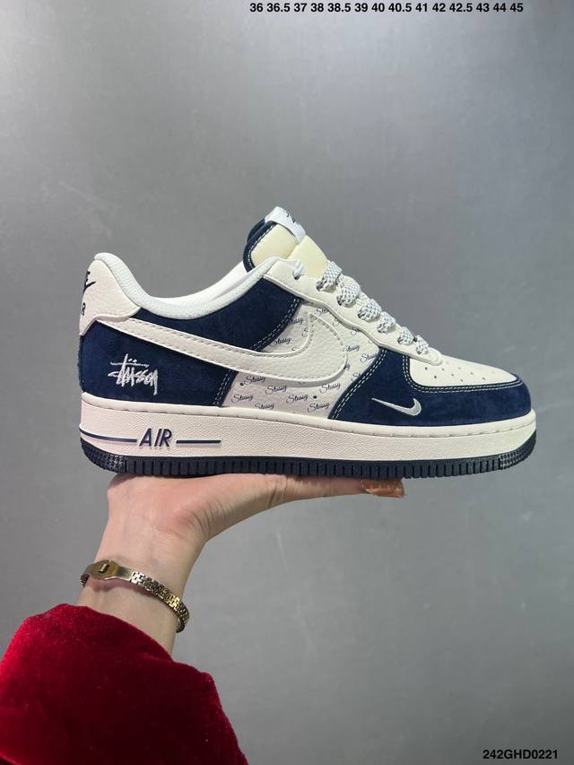 公司级Nike Air Force1 全新配色 #原楦头原纸板 打造纯正空军版型 #专注外贸渠道 全掌内置蜂窝气垫 #原盒配件 原厂中底钢印、拉帮完美 货号：X