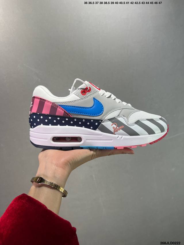 公司级耐克 Nike Air Max1 Sp混合科技 透气后掌半气垫慢跑鞋 兼具非凡优质外观和出色穿着体验！性能出众的一双透气鞋面后置半掌气垫运动鞋。货号：Dc - 点击图像关闭