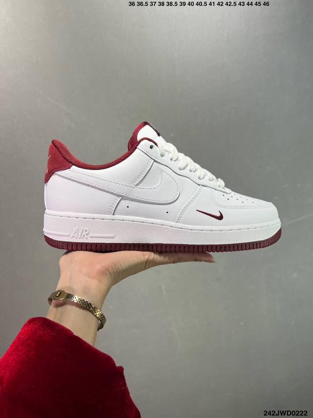 公司级耐克 Nike Air Force 1 ‘07 Low 空军一号 厚底增高百搭运动板鞋 原楦头原纸板 打造纯正空军版型，专注外贸渠道 全掌内置蜂窝气垫 原