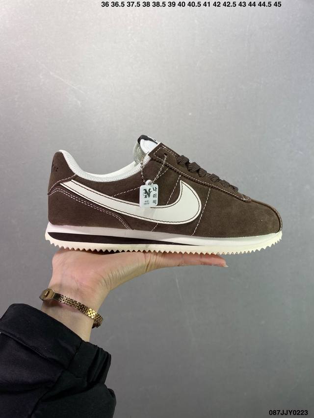 公司级Nike Classic Cortez 耐克经典轻便舒适男子阿甘鞋休闲跑步鞋运动鞋 纯粹而执着的精神 使得Cortez种在了一代人的心里 无论是否喜欢它复