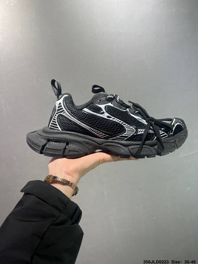 公司级Balenciaga 巴黎世家 采用环保再生超纤革与网眼织物鞋面材质 原鞋一致重度做旧效果 ，全原装Eva环保去臭环型鞋垫，全新开发5层私模,搭载轻量发泡