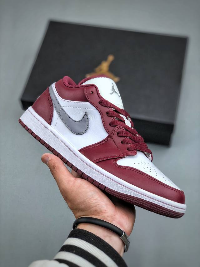 J版特价 Nike Air Jordan 1 Low Aj1 乔1 低帮文化篮球鞋 同步官方配色 原鞋原档案开发 原厂皮料 原档冲孔鞋头 货号：553558 6