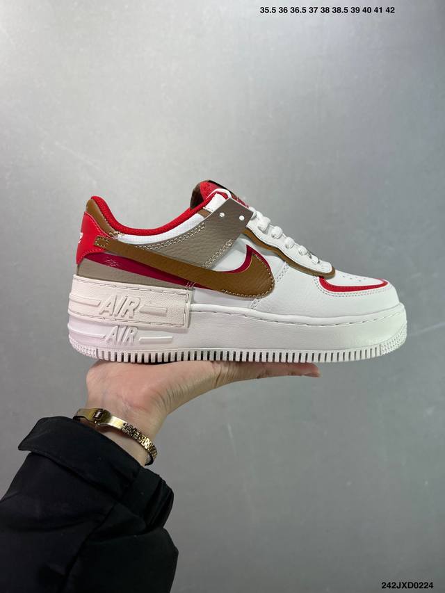 公司级空军马卡龙果冻系列 耐克 Nike Air Force 1 Shadow Af1解构机能拼接 空军一号轻量增高魔术贴低帮百搭板鞋，一改原先的常规 Swoo