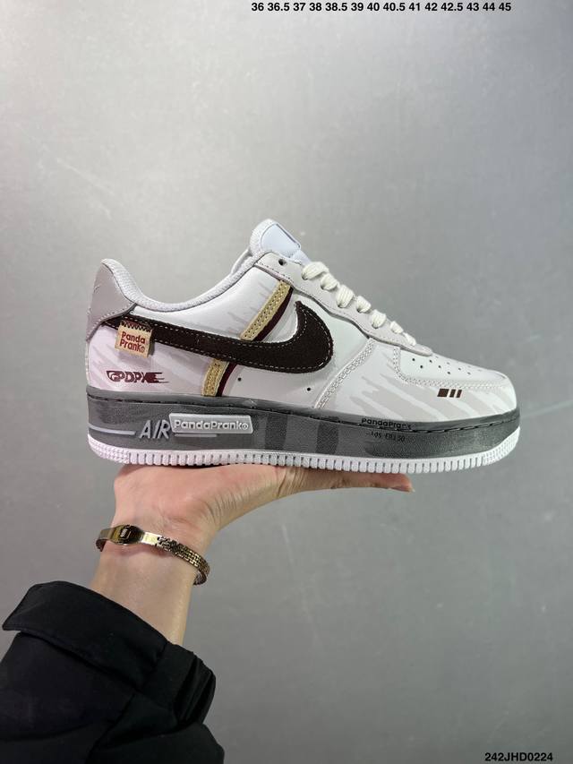 Nike Air Force 1 Low’07 空军一号低帮休闲板鞋 定制皮料 原楦原纸板 纯正空军版型 内置全掌气垫 货号：男 Cw2288-114 女 Dd