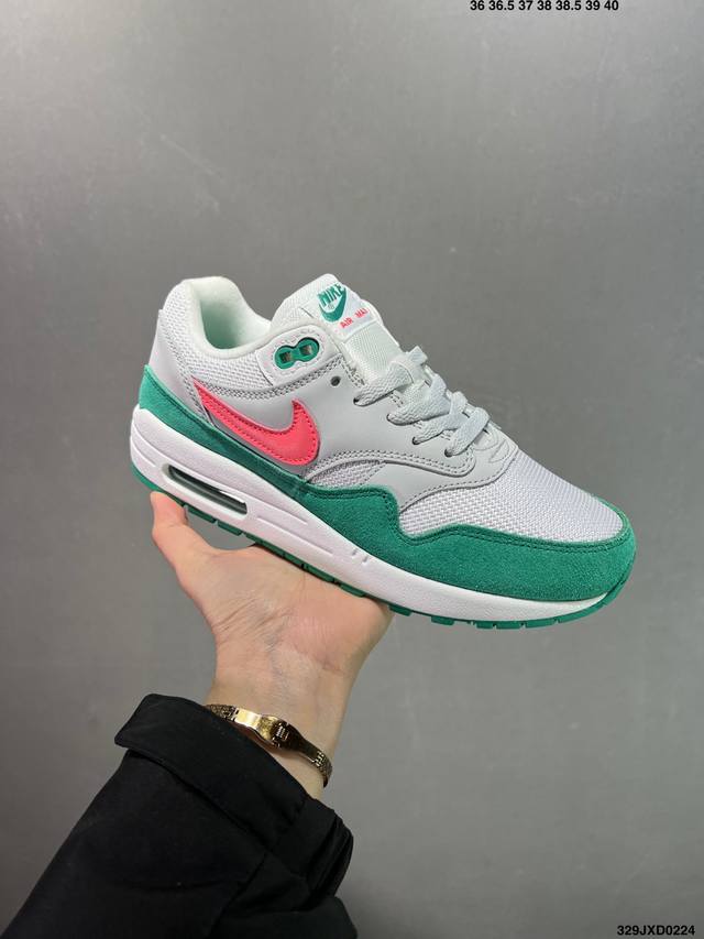 公司级Nk Air Max 1 全新配色 原纸板原楦头打造 原厂折边工艺 原档案大底 所有皮料均来自原厂 有渠道的老铁可操作实体店卖高价无压力 市场所谓的无盒公