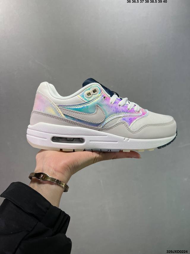 公司级Nk Air Max 1 全新配色 原纸板原楦头打造 原厂折边工艺 原档案大底 所有皮料均来自原厂 有渠道的老铁可操作实体店卖高价无压力 市场所谓的无盒公