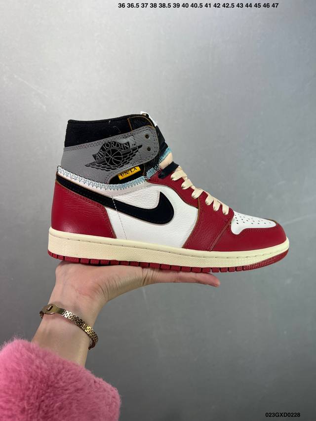 公司级耐克Nike Air Jordan 1 Retro High Og “Aj1代迈克尔 乔丹高帮经典复古百搭休闲文化运动篮球鞋 货号:Hv8563-600