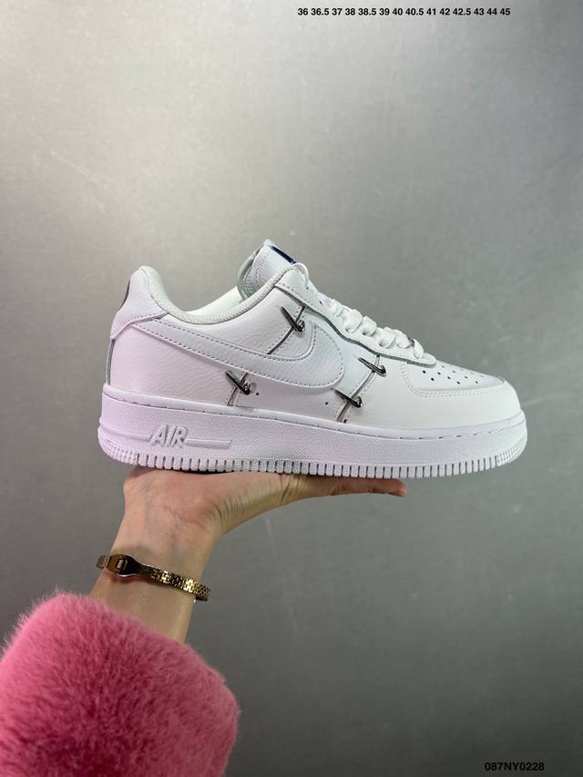 Nike Air Force 1 Low’07 空军一号低帮休闲板鞋 定制皮料 原楦原纸板 纯正空军版型 内置全掌气垫 货号：男 Cw2288-114 女 Dd