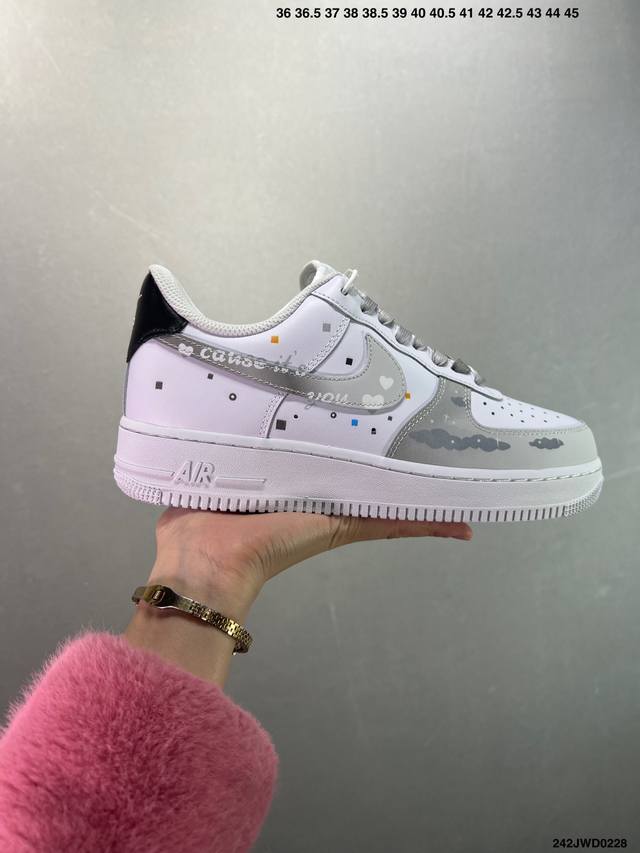 公司级Nike Air Force 1 Low ’07 白红双勾 空军一号低帮休闲板鞋 原厂定制皮料 原楦原纸板 纯正版型 正品Nfc感应芯片 高清洁度 内置全