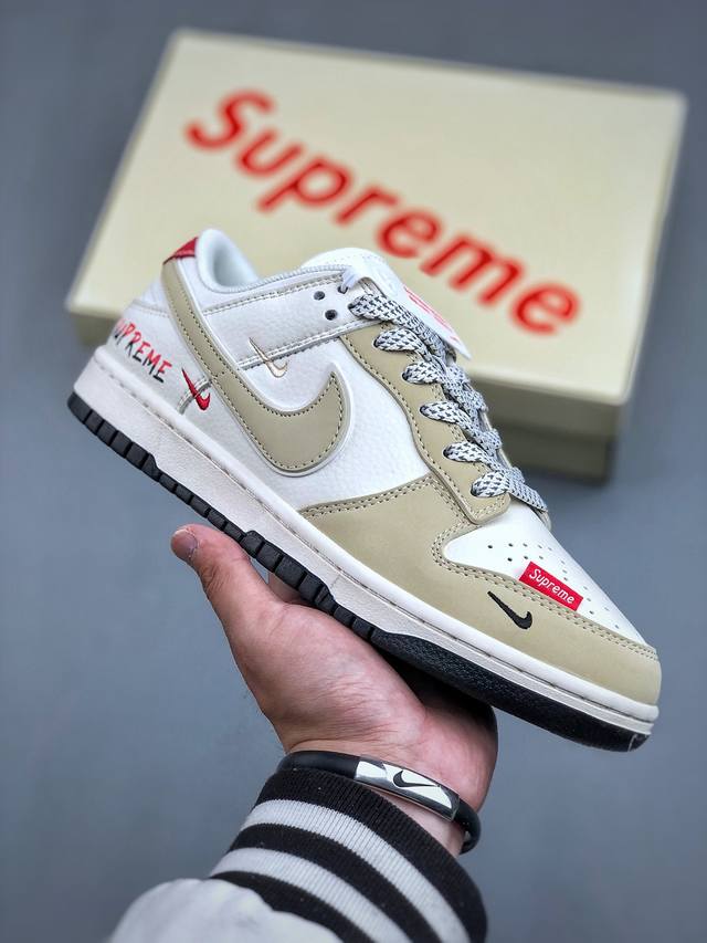 Nike Sb Dunk Low X Supreme 白黄红三小钩满天星纯原大厂出品 极力推荐原装头层材料 独家版型蒸餾加工帶來的是更好的视觉和脚感体验大厂纯原