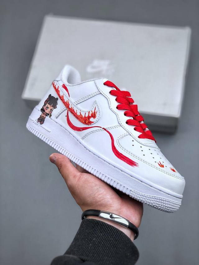 Nike Air Force 1 Low 国潮动画“哪吒2”印花 空军一号低帮运动休闲板鞋原楦头原纸板 打造纯正空军版型 专注外贸渠道 全掌内置蜂窝气垫 原盒配