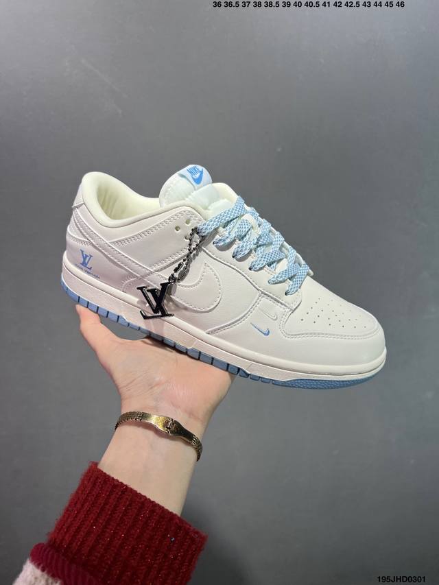 公司级耐克Nike Dunk Low 扣篮系列 复古低帮休闲运动滑板板鞋 采用脚感柔软舒适Zoomair气垫 有效吸收滑板等极限运动在落地时带来的冲击力 为街头