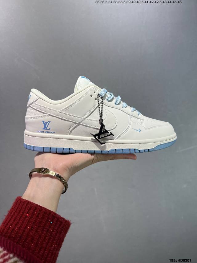 公司级耐克Nike Dunk Low 扣篮系列 复古低帮休闲运动滑板板鞋 采用脚感柔软舒适Zoomair气垫 有效吸收滑板等极限运动在落地时带来的冲击力 为街头