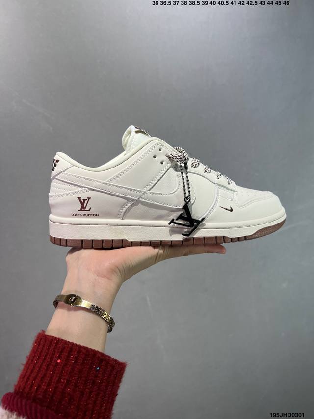 公司级耐克Nike Dunk Low 扣篮系列 复古低帮休闲运动滑板板鞋 采用脚感柔软舒适Zoomair气垫 有效吸收滑板等极限运动在落地时带来的冲击力 为街头