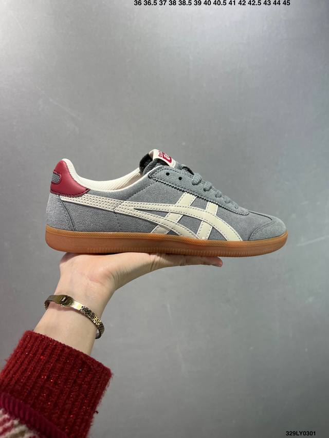 亚瑟士 Onitsuka Tiger Tokuten 复古低帮休闲跑鞋 炎夏必备 Tokuten的灵感来源于80年代的室内用鞋 T-Toe前足补强设计 室内鞋的