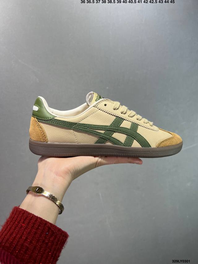 亚瑟士 Onitsuka Tiger Tokuten 复古低帮休闲跑鞋 炎夏必备 Tokuten的灵感来源于80年代的室内用鞋 T-Toe前足补强设计 室内鞋的