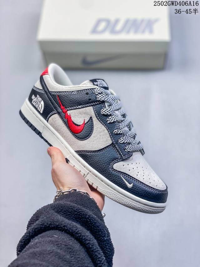 海外爆款限量发售！公司级 Nike Sb Dunk Low“北面联名 刺绣黑红勾” 周年高端定制 低帮休闲板鞋 定制鞋盒 大厂纯原品质出货 超高清洁度 皮料切割 - 点击图像关闭