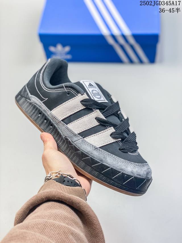 Adidas 阿迪达斯 男女鲨鱼鞋运动休闲面包鞋 尺码：36-45半 编码：02Jgd345A17