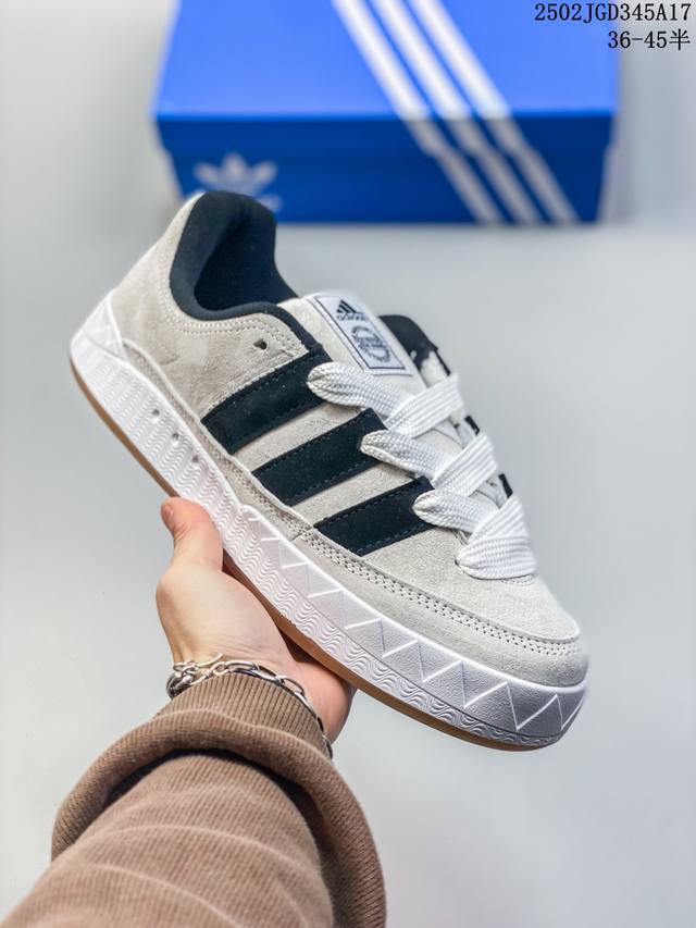 Adidas 阿迪达斯 男女鲨鱼鞋运动休闲面包鞋 尺码：36-45半 编码：02Jgd345A17