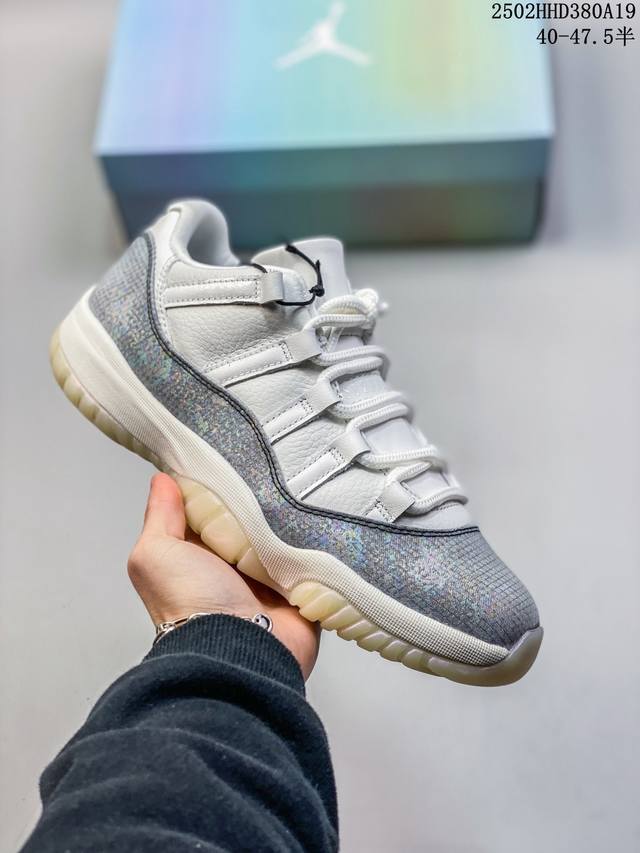 公司级带半码 Air Jordan 11 Low Aj11 白紫黑蛇年限定撕撕乐Hq7000-001 尺码：见图 编码：02Hhd A19