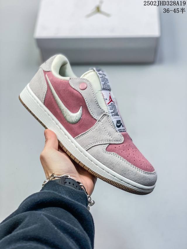 公司级Air Jordan 1 Low Slip Shadow 全新配色 刺绣勾 解构风 乔丹篮球鞋系列 这款特别版采用无鞋带设计 容易穿脱 更有独特刺绣Swo