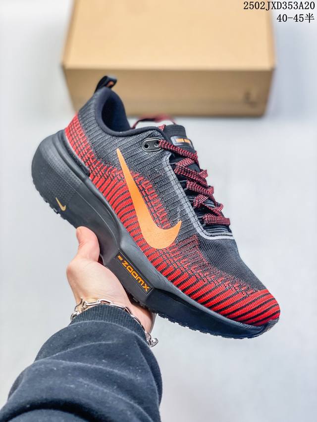 耐克 Nike Zoomx Invincible Run Fk3 短跑马拉松系带系列轻量休闲运动慢跑鞋 ！此鞋专为短跑运动员而生，是为 5 至 10 公里距离的