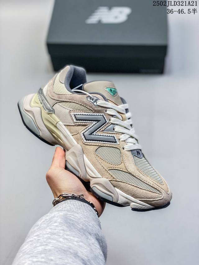 公司级New Balance 公司级版本 Nb9060 联名款 复古休闲运动慢跑鞋 鞋款灵感源自设计师本人对夏日的怀日回忆。鞋面大身由空间双格及磨砂鞋面拼接而生