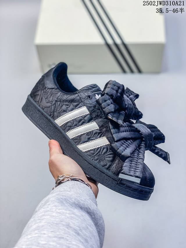 阿迪达斯Adidas三叶草 Originals Superstar贝壳头系列低帮经典百搭休闲运动板鞋 尺码：35.5 36 36 37 38 38 39 40