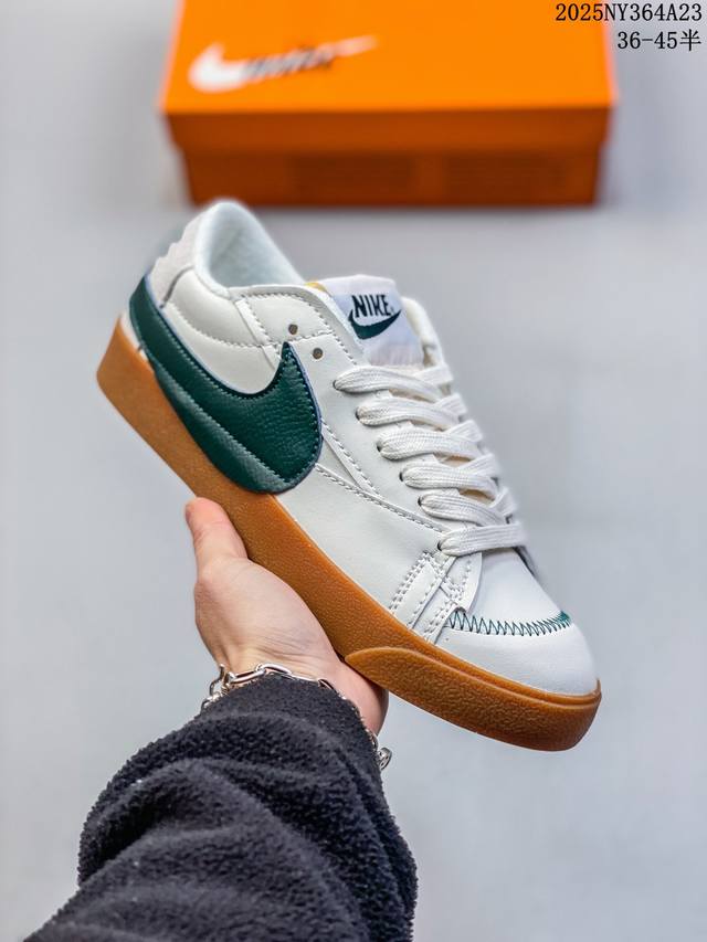 耐克Nike Blazer 77 Low Jumbo White Light Pink 1977开拓者系列低帮百搭休闲运动篮球板鞋“白银黑大钩” 货号：Dx60