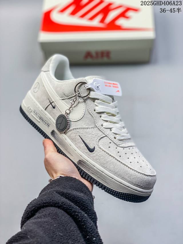 海外限量发售！公司级Nike Air Force 1 '07 Low “北面联名 灰猪八灰底”空军一号 低帮 运动鞋 休闲鞋 折边针车 工艺难度大 原楦头原纸板