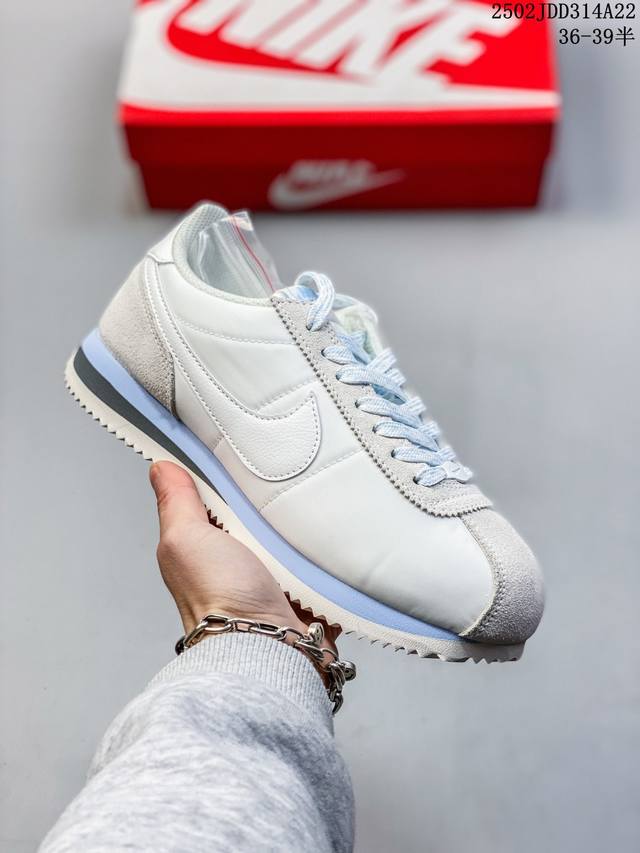 耐克Nike Classic Cortez Qs 阿甘复古初代皮革慢跑鞋货号：Dz2795 300 码数：35.5 36 36.5 37.5 38 38.5 3