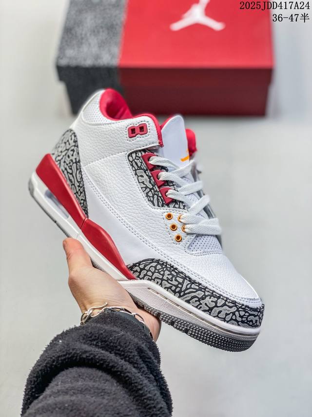 Air Jordan 3 Retro Hall Of Fame Aj3 乔丹3代 Aj3 乔3 乔丹篮球鞋系列 采用了同白水泥近似的配色方案，细节以鲜红色点缀，